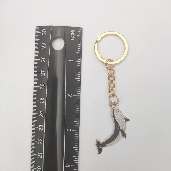 Humpback Whale Keychain - Picture 4 of 4